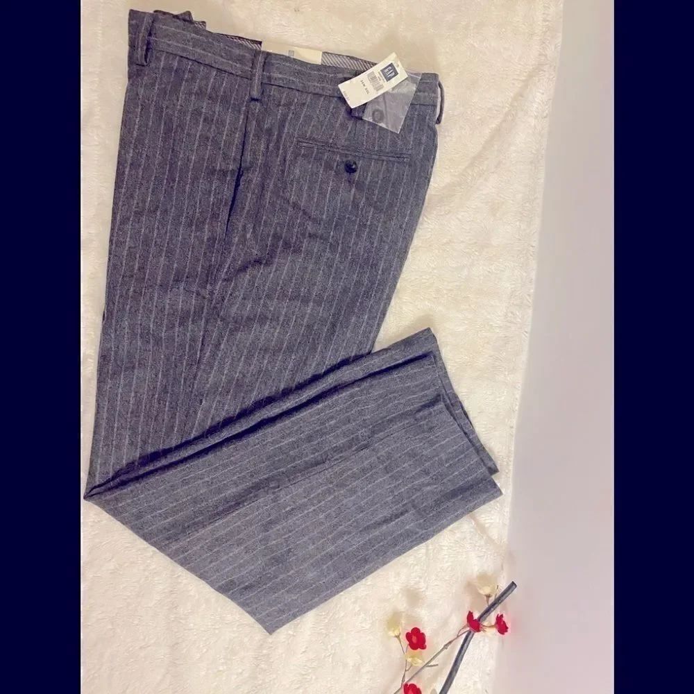 Gap Men’s size 36x32 Trouser Flat Front